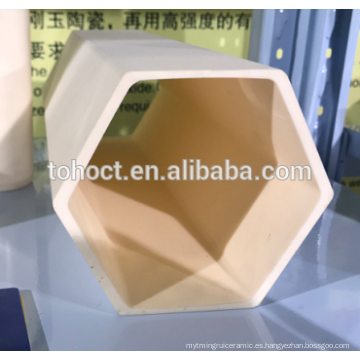 Tubo de cerámica de alúmina 99,7% con orificio hexagonal de gran tamaño